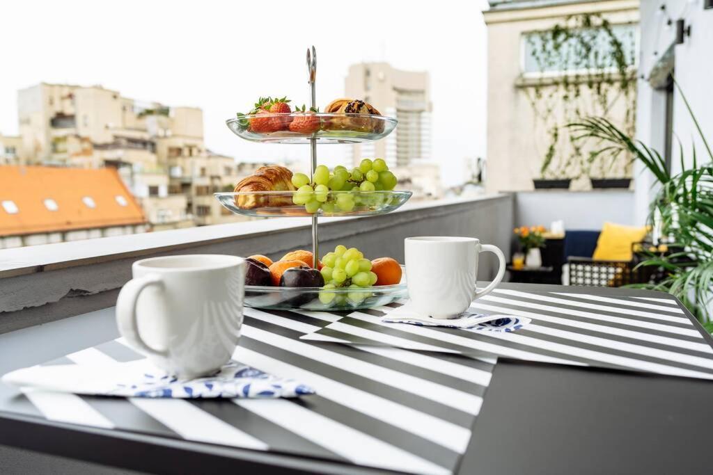 Amazing City View - Terrace+Netflix - City Center Bucureşti Ngoại thất bức ảnh